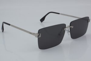 FENDI 40165U